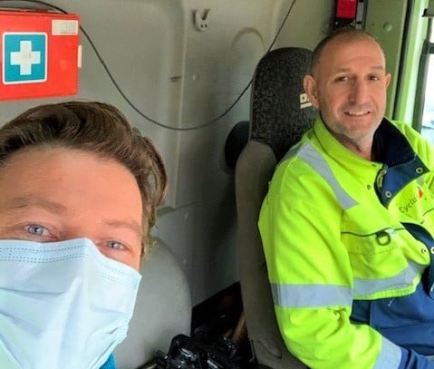 Sjoerd en Abdel op de wagen