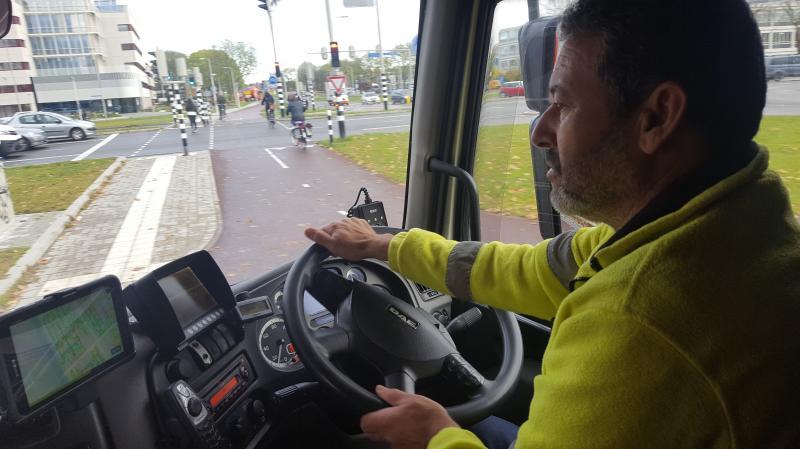 Hoe chauffeurs bij Gemeente Utrecht omgaan met digitalisering in Inzameling